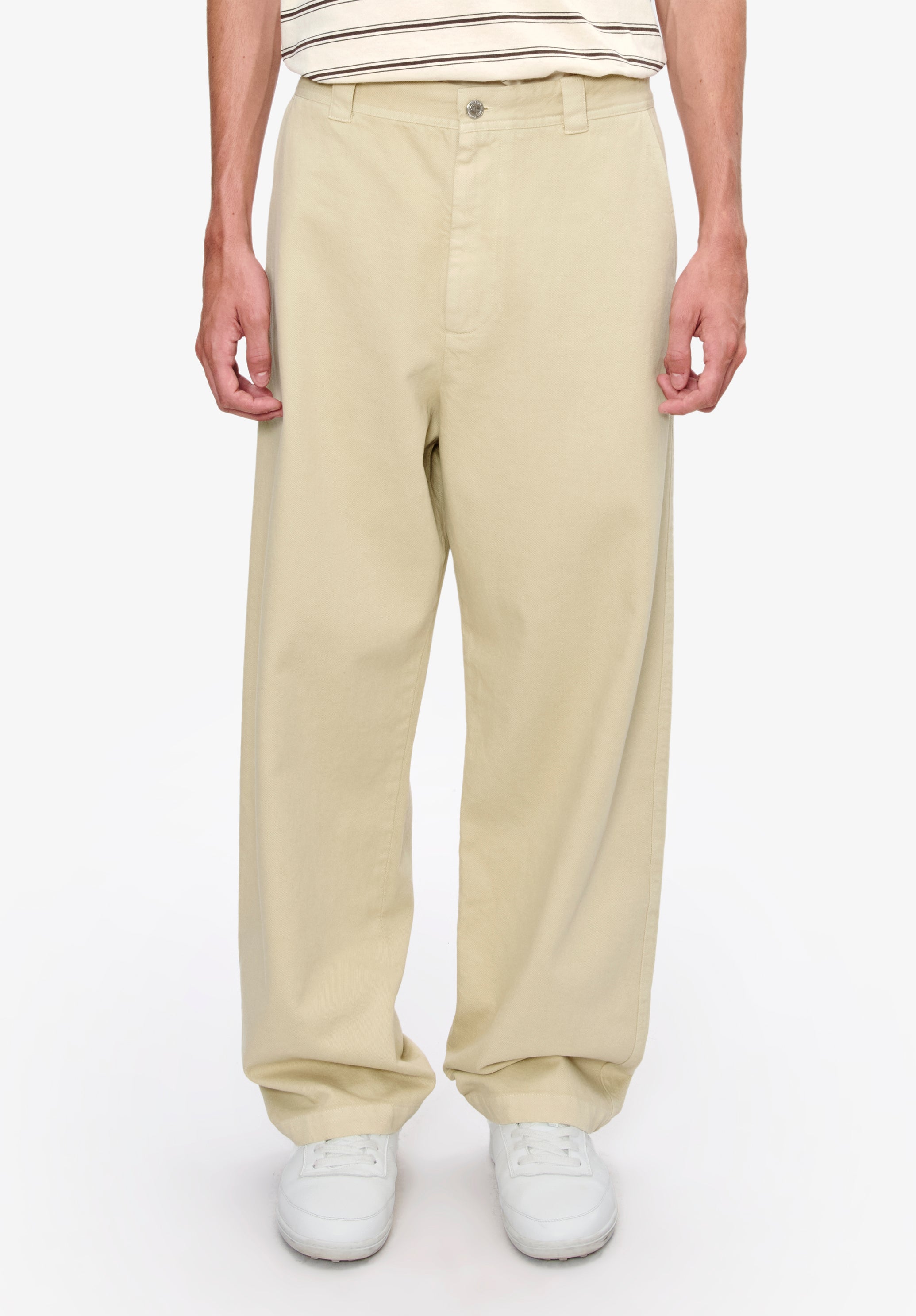 Dan Chinos - 4