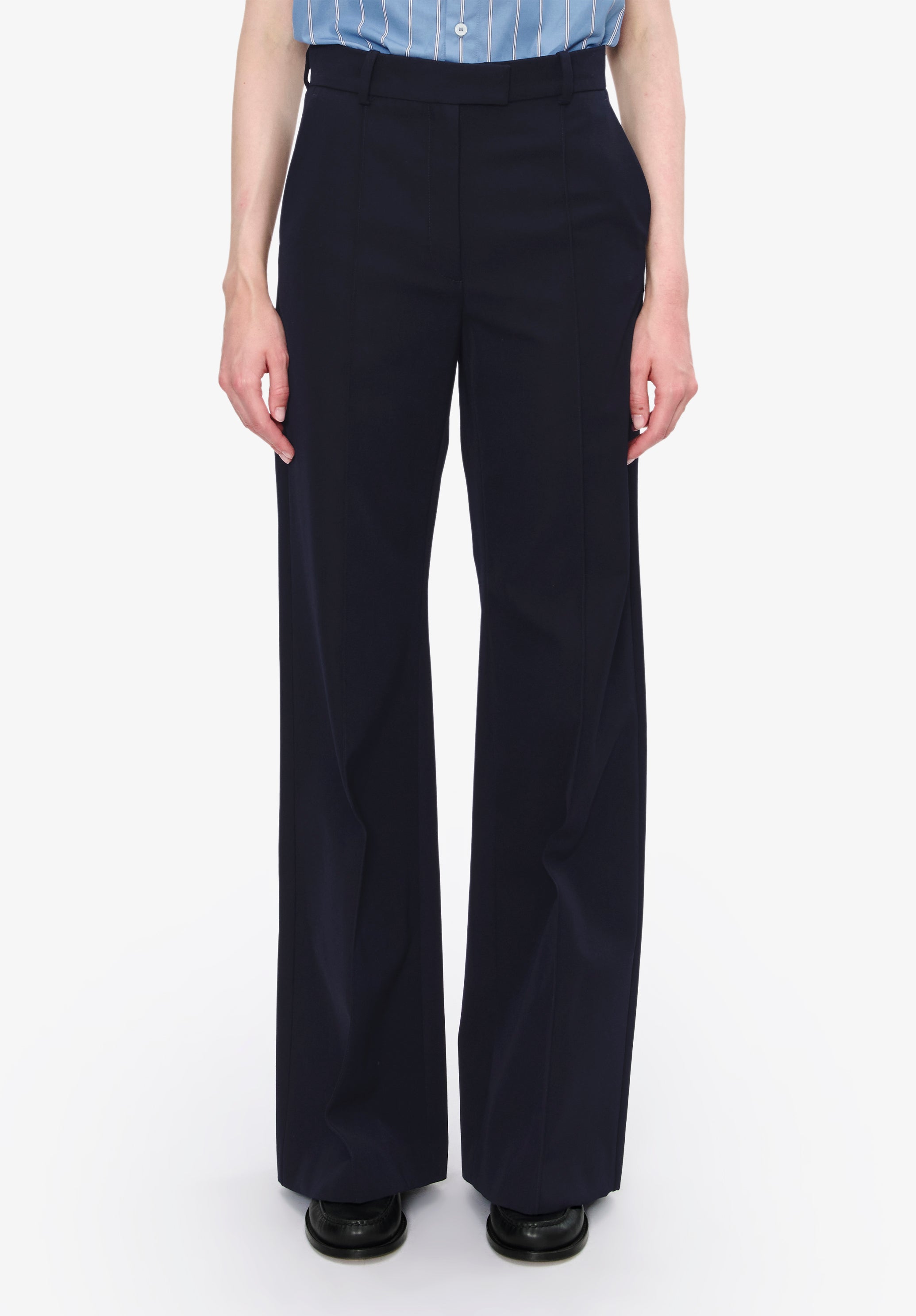 Straight-leg trousers with a permanent crease - 4