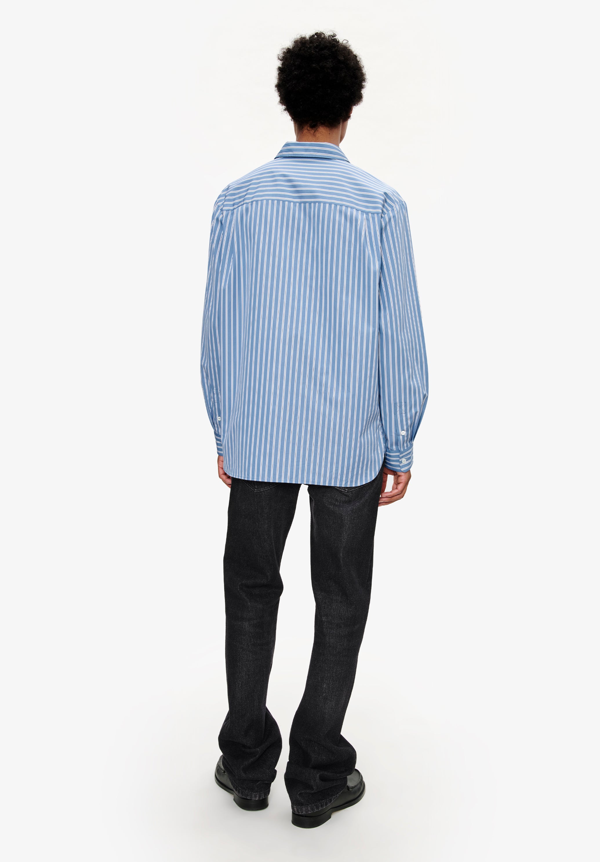 Loose-fit blue striped shirt - 3