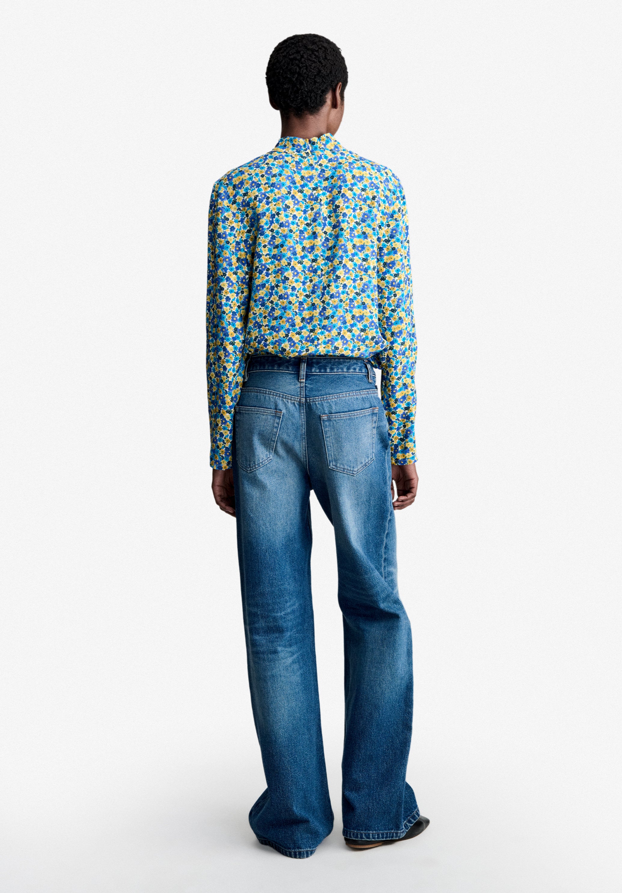 Flowing blouse with multicoloured floral motifs - 2