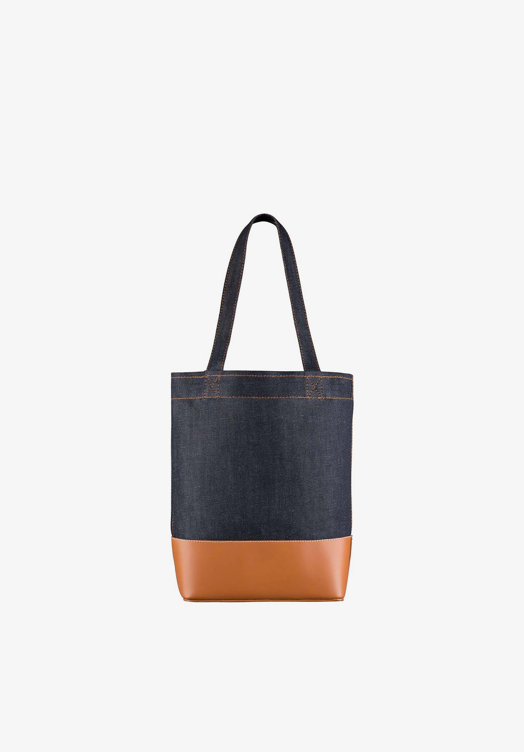 tote axel small