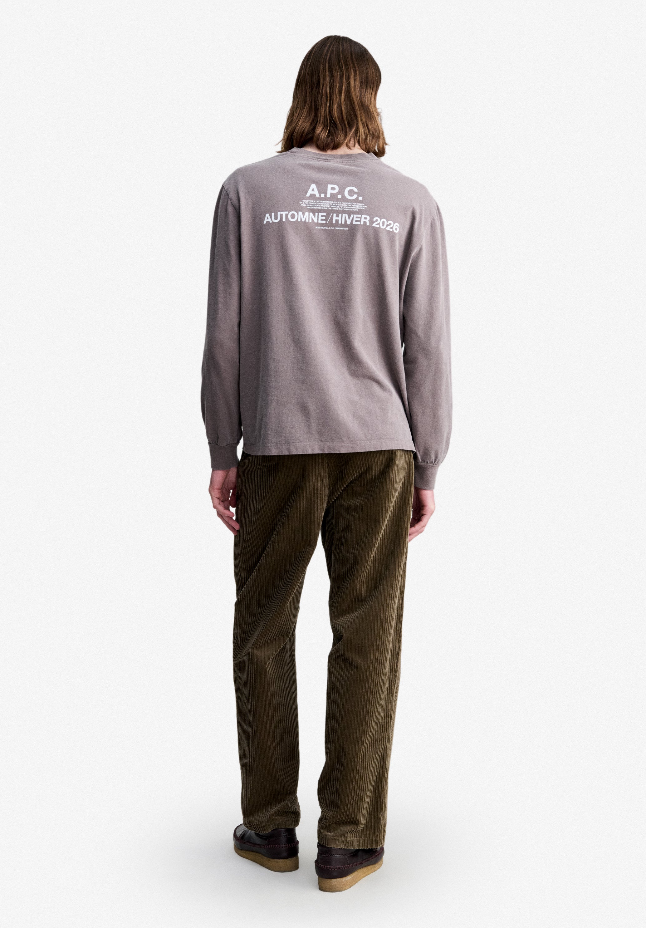 Hazelnut brown long-sleeved A.P.C. Winter 26 T-shirt - 2
