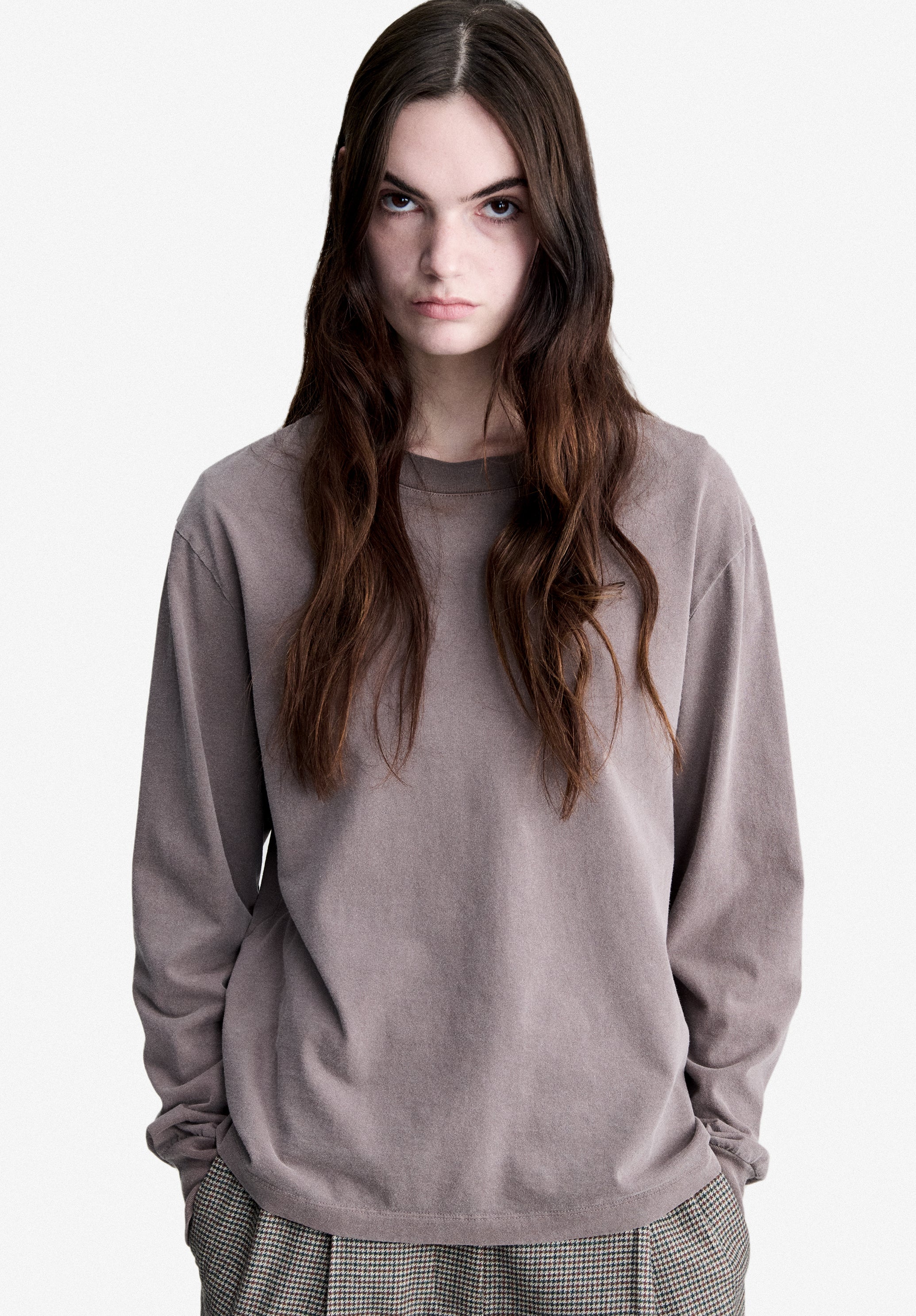 Hazelnut brown long-sleeved A.P.C. Winter 26 T-shirt - 7