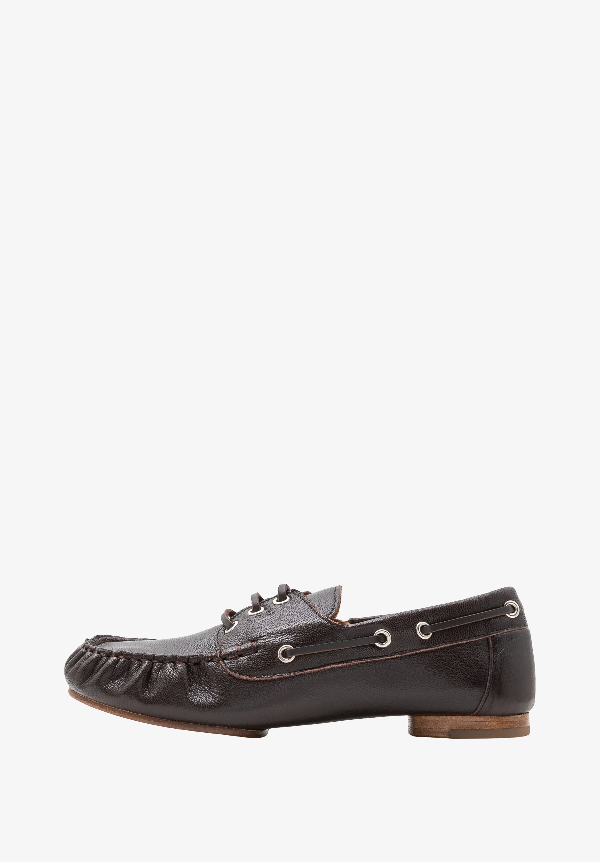 Leather boat shoes - 0