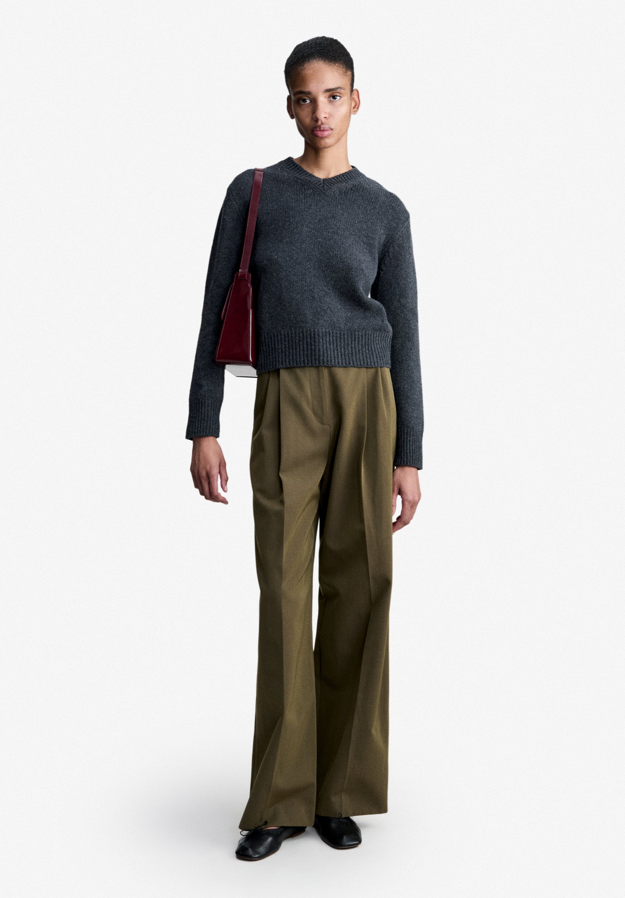 Charcoal grey sweater in recycled wool - 1