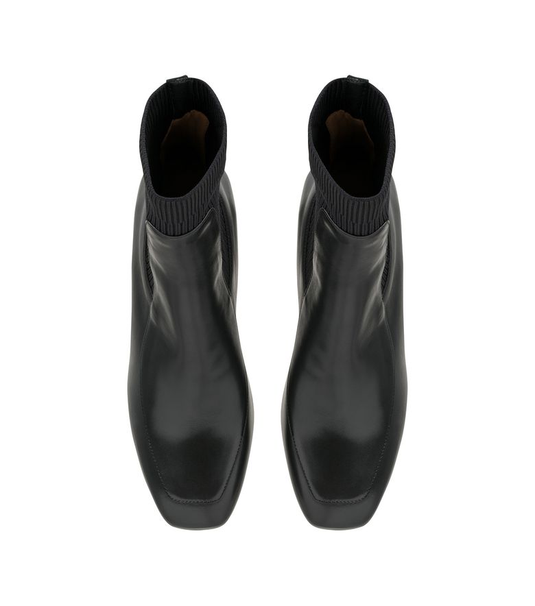 Dorothée Chelsea boots BLACK